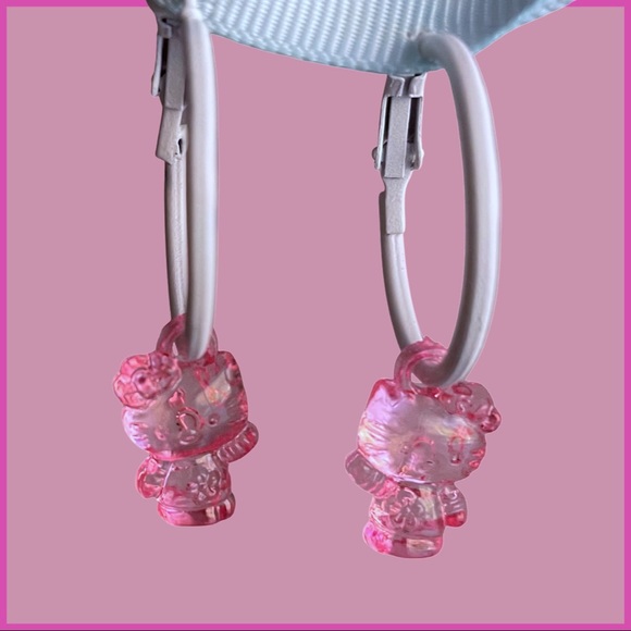 ⚡️BOGO - White and Pink Hello Kitty Hoop Earrings - Picture 3 of 6